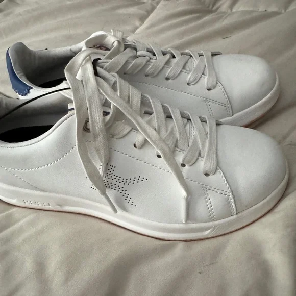 Kuru Roam Sneakers- Size 8 - Picture 3 of 6